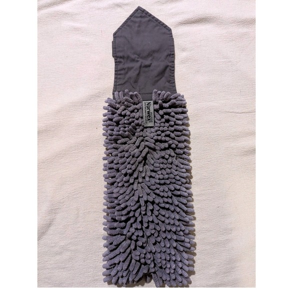 Norwex Graphite Chenille Hand Towel - Ultra-Plush BacLock Antibacterial Towel - Picture 4 of 5
